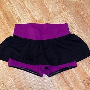 Lululemon run skirt purple and black size 6